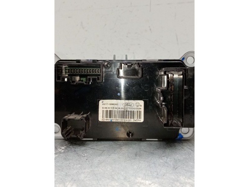 Recambio de mando calefaccion / aire acondicionado para ford transit courier b460 monospace 1.5 tdci referencia OEM IAM AV1T1998