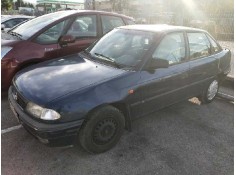 opel astra f berlina del año 1998