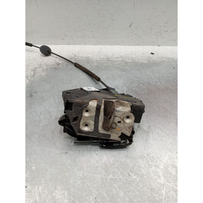 Recambio de motor cierre centralizado delantero izquierdo para ford transit courier b460 monospace 1.5 tdci referencia OEM IAM B