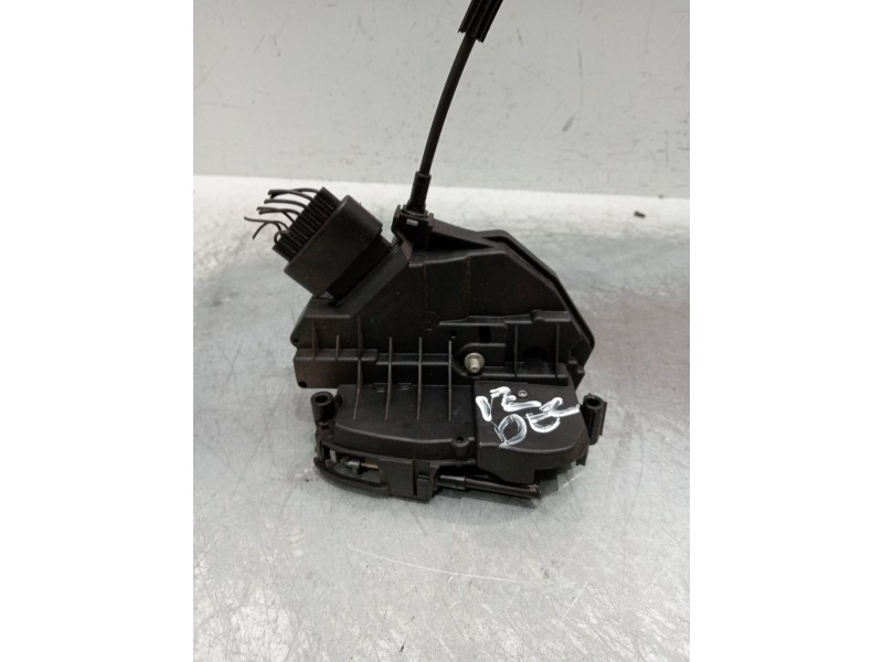 Recambio de motor cierre centralizado delantero izquierdo para ford transit courier b460 monospace 1.5 tdci referencia OEM IAM B