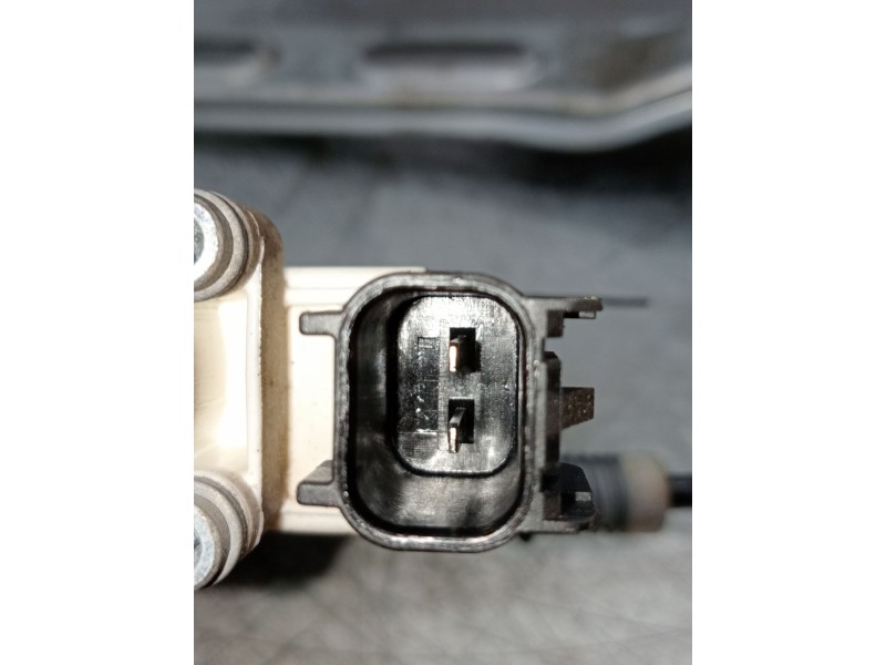 Recambio de elevalunas delantero izquierdo para ford transit courier b460 monospace 1.5 tdci referencia OEM IAM ET76A23201CD  