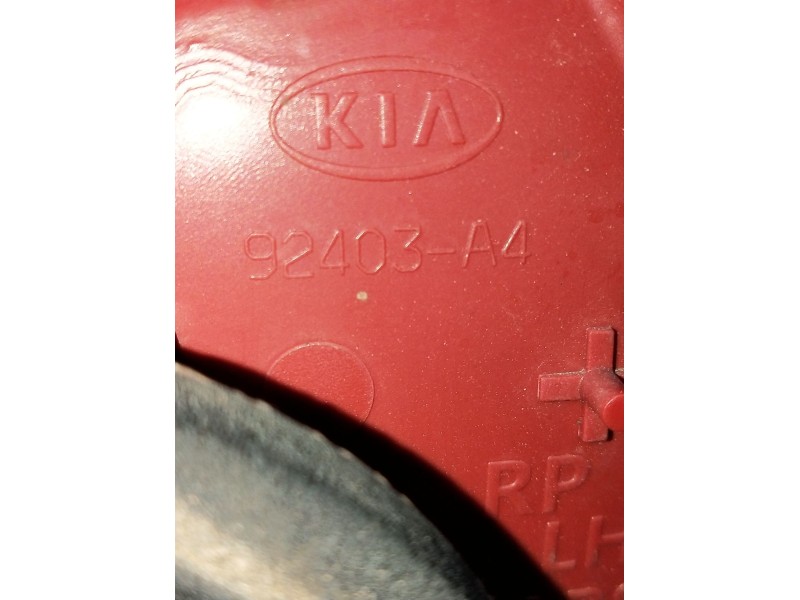 Recambio de piloto trasero izquierdo interior para kia carens ( ) referencia OEM IAM 92403A4  