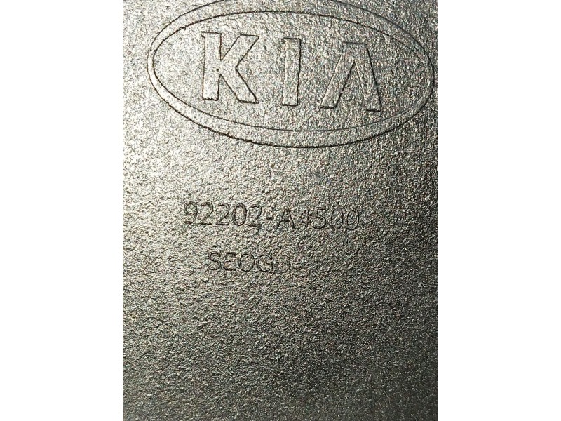 Recambio de faro antiniebla derecho para kia carens ( ) referencia OEM IAM 92202A4500  