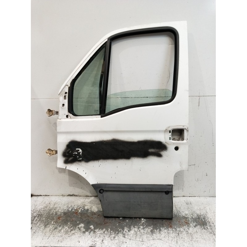 Recambio de puerta delantera izquierda para iveco daily v furgoneta 29s13, 29l13, 35c13, 35s13, 40c13, 40s13 referencia OEM IAM 