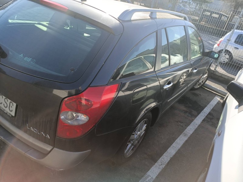 renault laguna ii grandtour (kg0) del año 2004