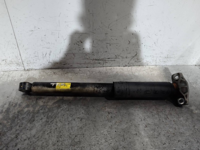 Recambio de amortiguador trasero izquierdo para opel zafira tourer excellence referencia OEM IAM 13419907  