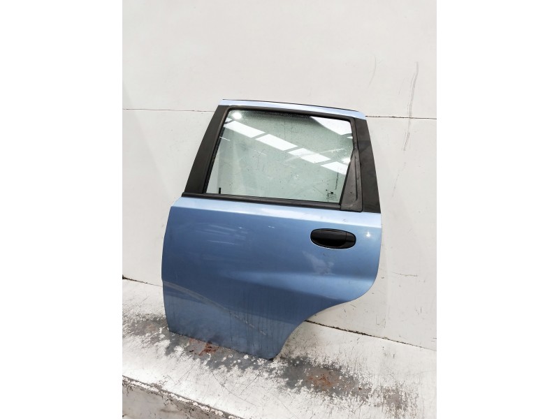 Recambio de puerta trasera izquierda para daewoo kalos referencia OEM IAM   5P