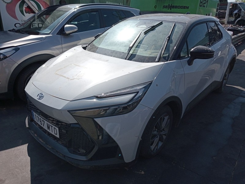 toyota c-hr (_x1_) del año 2024