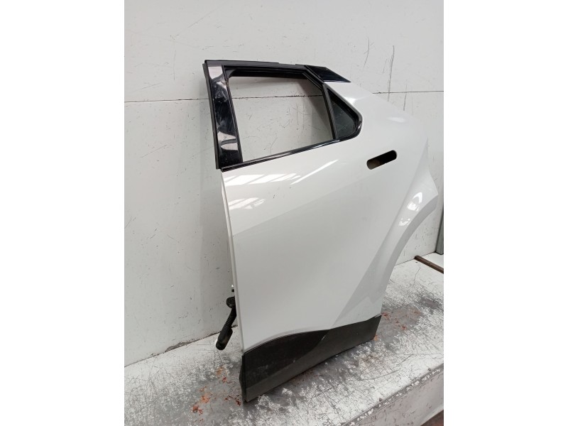 Recambio de puerta trasera izquierda para toyota c-hr (_x1_) 2.0 hybrid (maxh10) referencia OEM IAM  5P 
