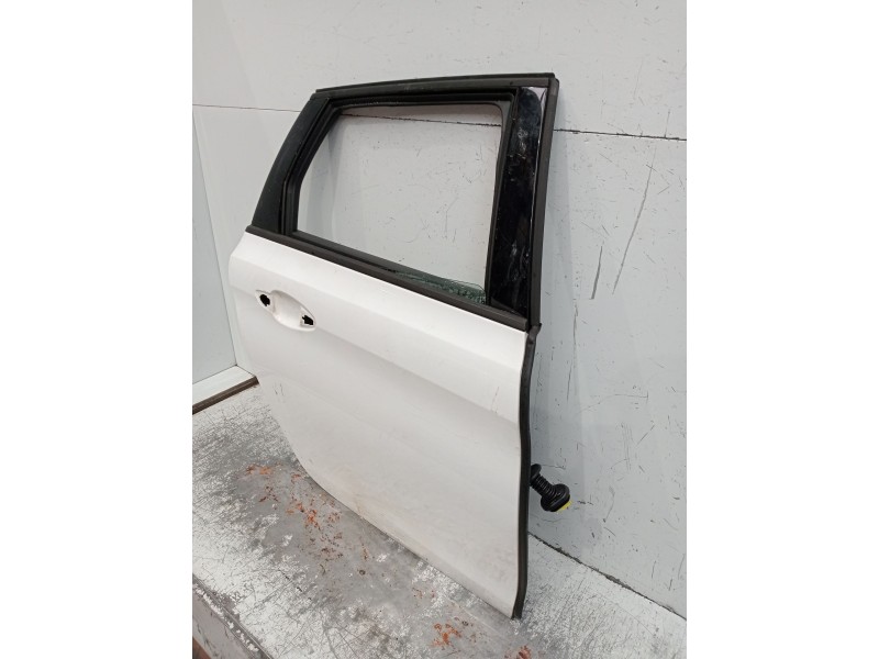 Recambio de puerta trasera derecha para peugeot 308 sw ii (lc_, lj_, lr_, lx_, l4_) 1.5 bluehdi 130 referencia OEM IAM  5P 