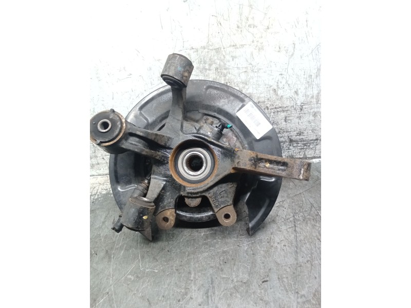 Recambio de mangueta trasera izquierda para kia sportage ii (je_, km_) 2.0 crdi referencia OEM IAM   