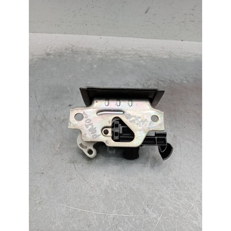 Recambio de motor cierre centralizado porton para volkswagen touran (5t1) 1.6 tdi referencia OEM IAM 5TA827505C  221256