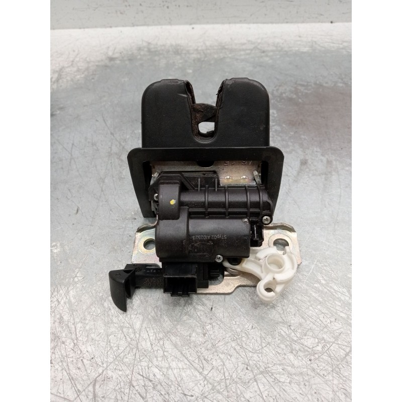 Recambio de motor cierre centralizado porton para volkswagen touran (5t1) 1.6 tdi referencia OEM IAM 5TA827505C  221256