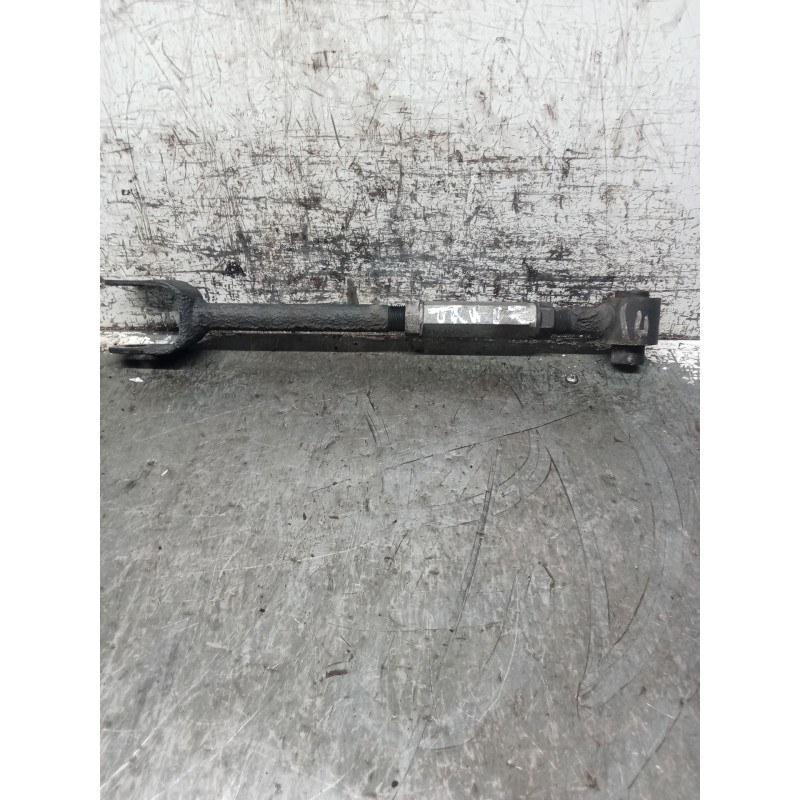 Recambio de brazo suspension inferior trasero izquierdo para kia sportage ii (je_, km_) 2.0 crdi referencia OEM IAM   