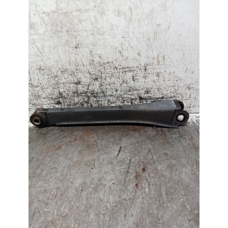 Recambio de brazo suspension inferior trasero izquierdo para kia sportage ii (je_, km_) 2.0 crdi referencia OEM IAM   