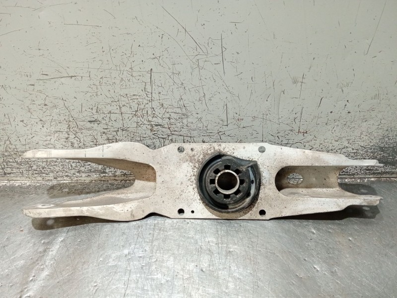 Recambio de brazo suspension inferior trasero derecho para mercedes-benz clase a (w176) a 180 cdi blueefficiency (176.012) refer