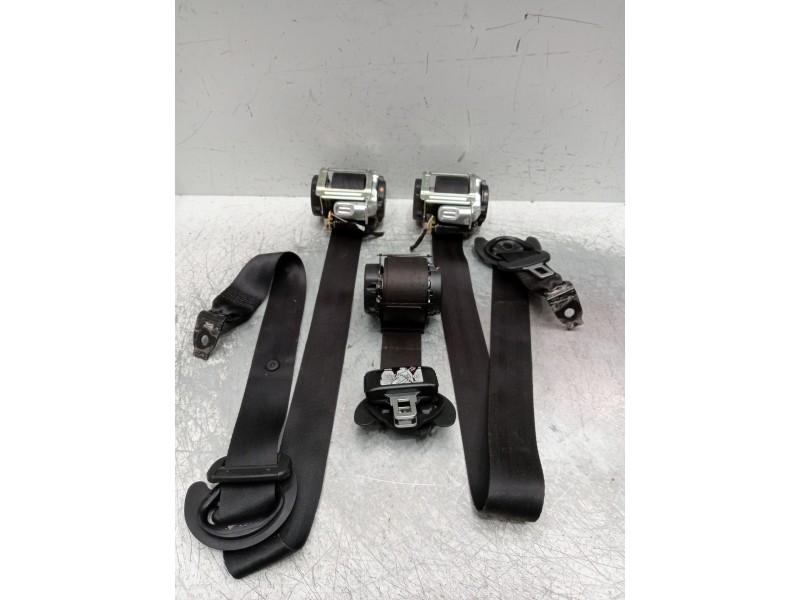 Recambio de juego cinturones trasero para volkswagen touran (5t1) 1.6 tdi referencia OEM IAM  5P 