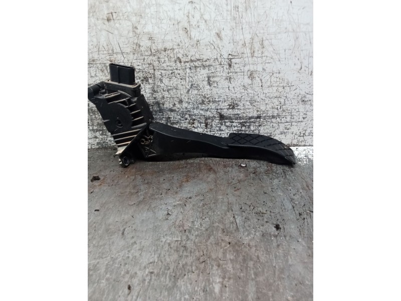 Recambio de potenciometro pedal para volkswagen touran (5t1) 1.6 tdi referencia OEM IAM 5Q1723503J  