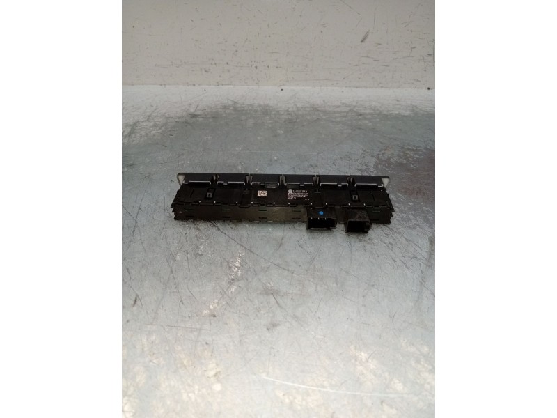 Recambio de mando multifuncion para volkswagen touran (5t1) 1.6 tdi referencia OEM IAM 5TA927132A 03498202101 