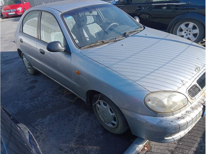 daewoo lanos del año 1999