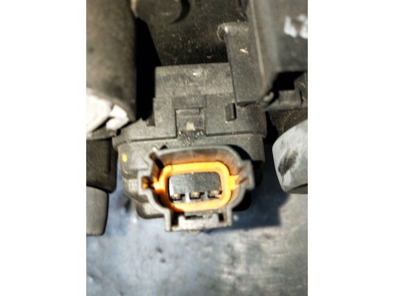 Recambio de faro derecho para nissan primera hatchback (p11) 1.8 16v referencia OEM IAM 89006449 260109F611 xenon