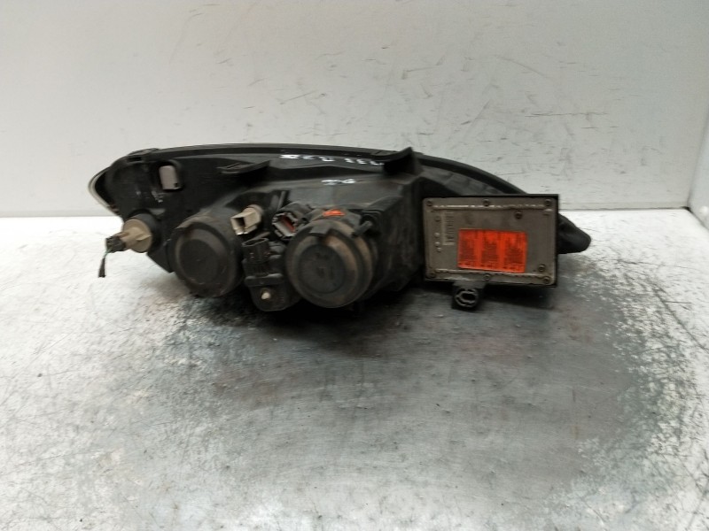 Recambio de faro izquierdo para nissan primera hatchback (p11) 1.8 16v referencia OEM IAM 89005899 260609F611 xenon