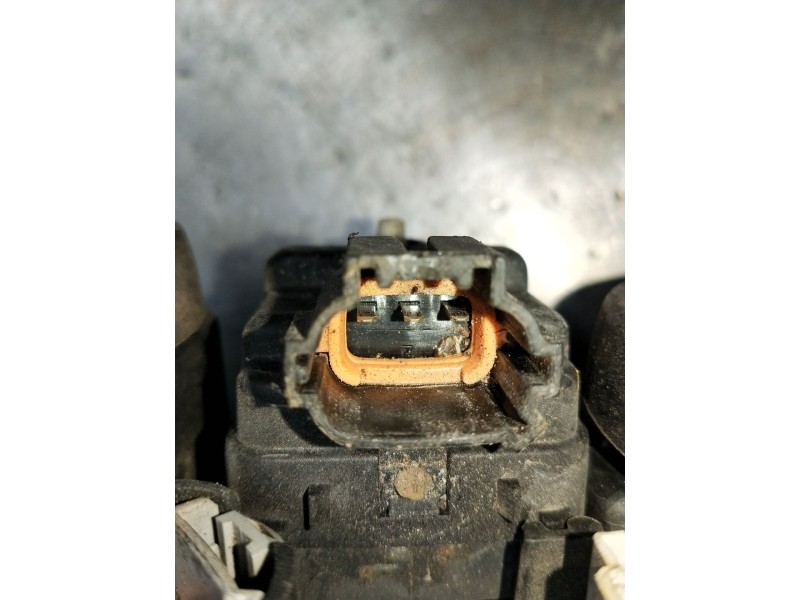 Recambio de faro izquierdo para nissan primera hatchback (p11) 1.8 16v referencia OEM IAM 89005899 260609F611 xenon