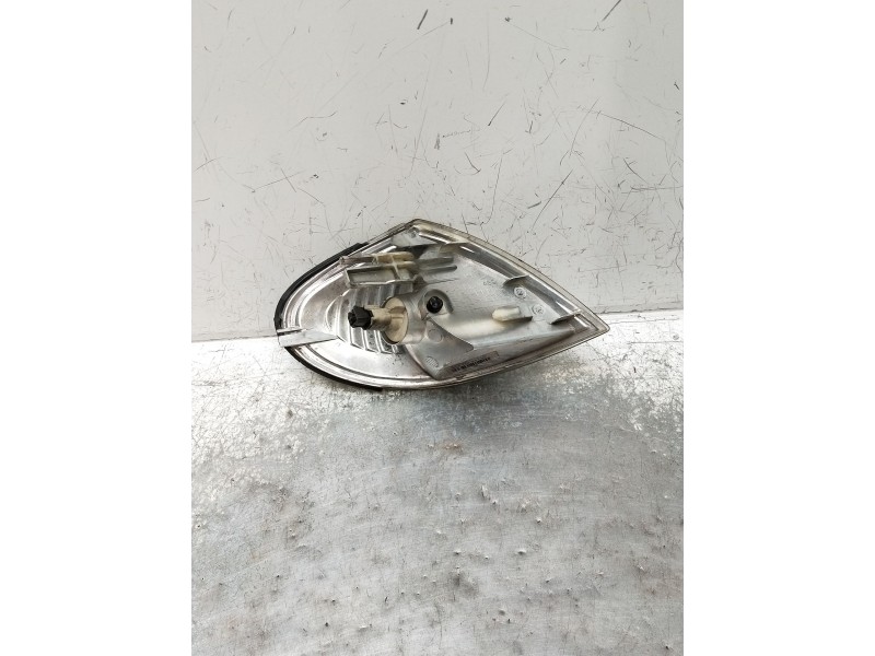 Recambio de piloto delantero izquierdo para nissan almera ii (n16) 2.2 di referencia OEM IAM 89004843  