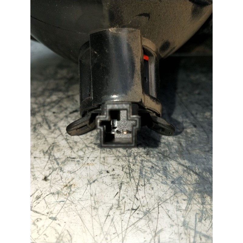 Recambio de piloto trasero izquierdo interior para nissan primera hatchback (p11) 1.8 16v referencia OEM IAM 89020318 265559F610