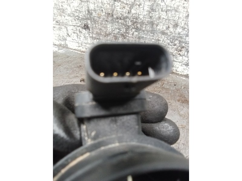 Recambio de caudalimetro para volkswagen touran (5t1) 1.6 tdi referencia OEM IAM 04L906461B  