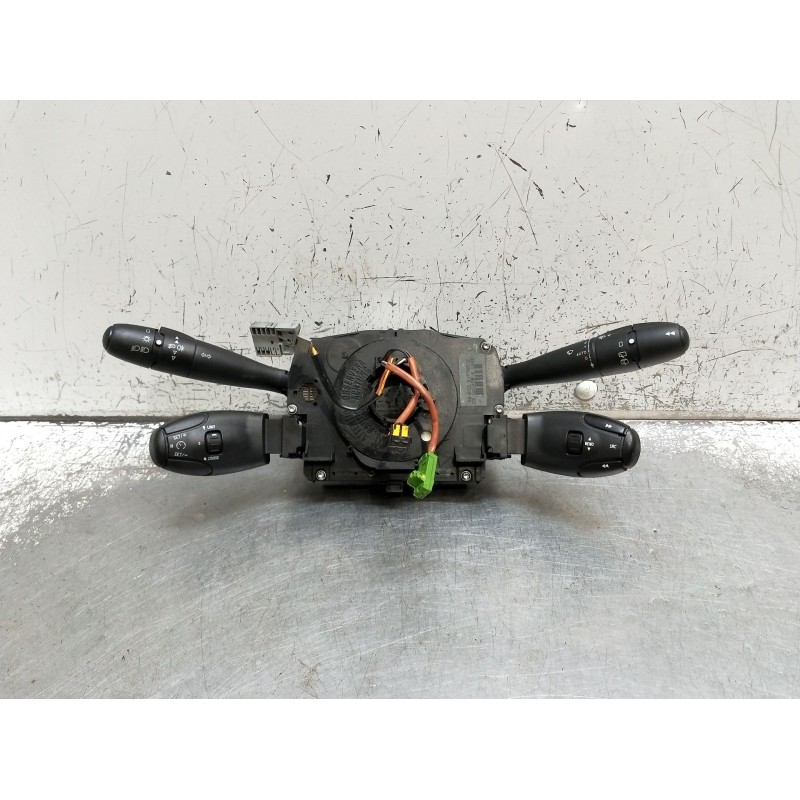 Recambio de mando luces para peugeot 407 sw (6e_, 6d_) 2.0 hdi 135 referencia OEM IAM 96476537XT 1987356 