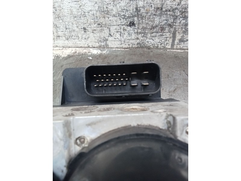 Recambio de abs para kia sportage ii (je_, km_) 2.0 crdi referencia OEM IAM 5WY7407B 589002E150 589202E150