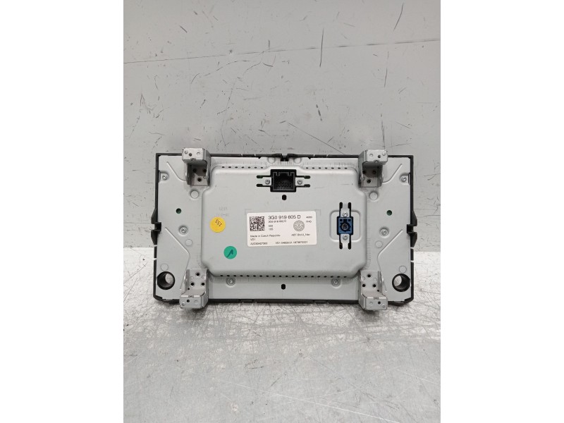 Recambio de pantalla multifuncion para volkswagen touran (5t1) 1.6 tdi referencia OEM IAM 3G0919605D  