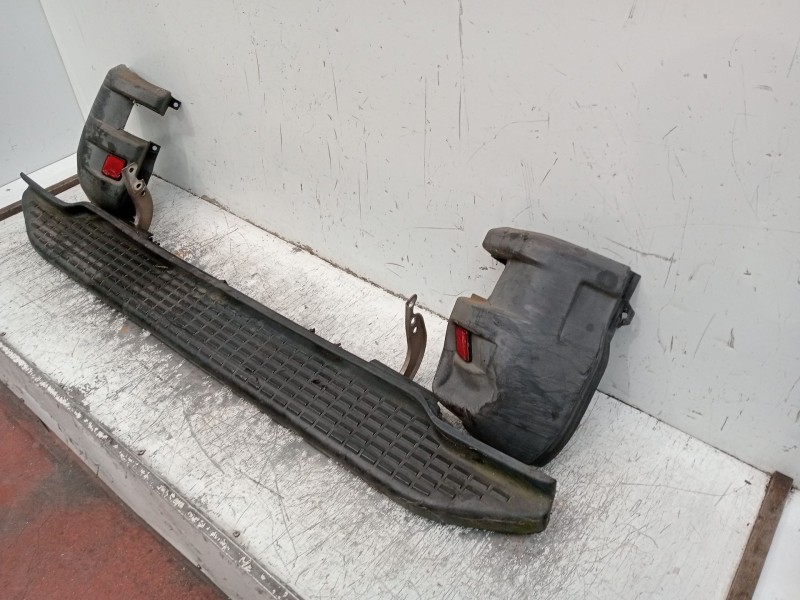 Recambio de paragolpes trasero para iveco daily v furgoneta 29s13, 29l13, 35c13, 35s13, 40c13, 40s13 referencia OEM IAM   