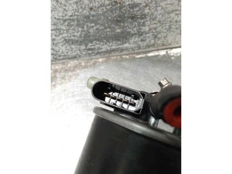 Recambio de filtro gasoil para mercedes-benz clase a (w176) a 180 cdi blueefficiency (176.012) referencia OEM IAM WK82022  