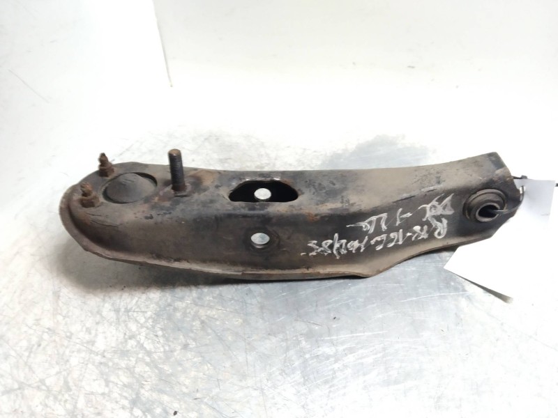 Recambio de brazo suspension inferior delantero izquierdo para renault 18 gtl referencia OEM IAM   