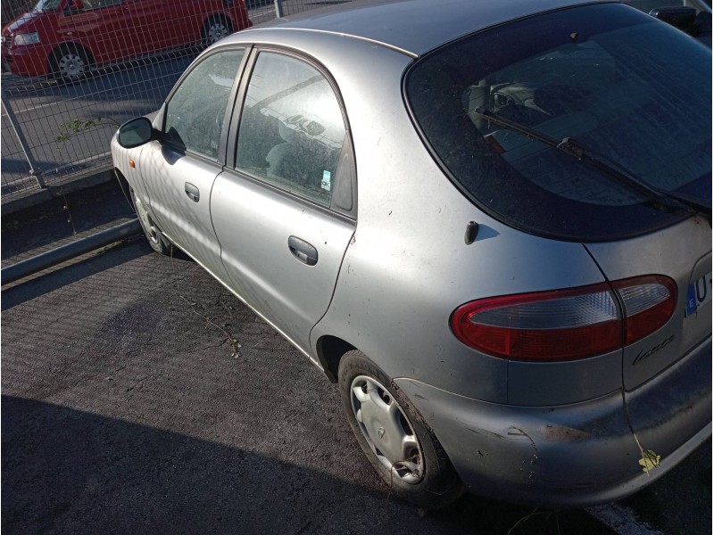 daewoo lanos del año 1999
