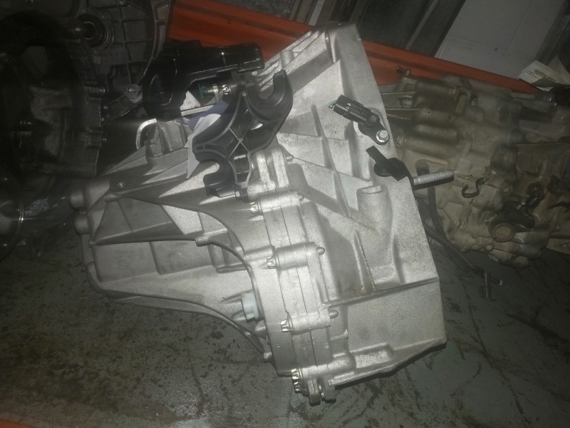 Recambio de caja cambios para renault megane iii coupe 1.6 16v referencia OEM IAM TL4A030 S016494 