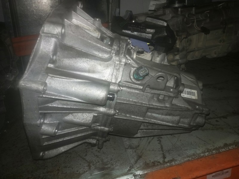 Recambio de caja cambios para renault megane iii coupe 1.6 16v referencia OEM IAM TL4A030 S016494 