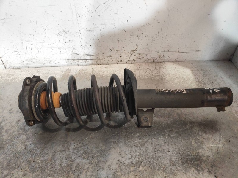 Recambio de amortiguador delantero izquierdo para seat leon (1p1) comfort limited referencia OEM IAM 1T0413031HE  