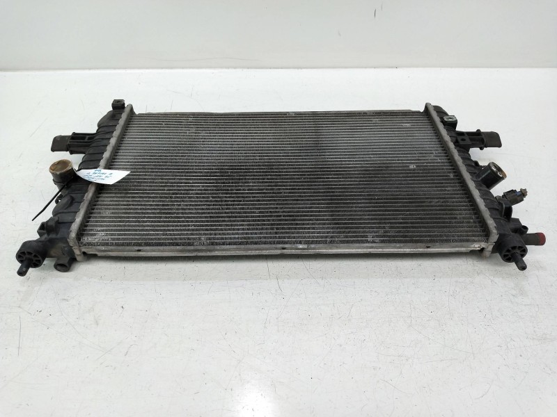 Recambio de radiador agua para opel zafira b 1.8 16v referencia OEM IAM   