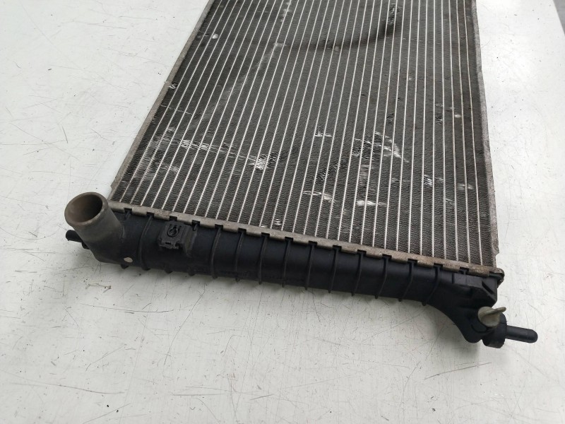 Recambio de radiador agua para saab 9-5 sedán 2.0 cat referencia OEM IAM 52466797 4575700 