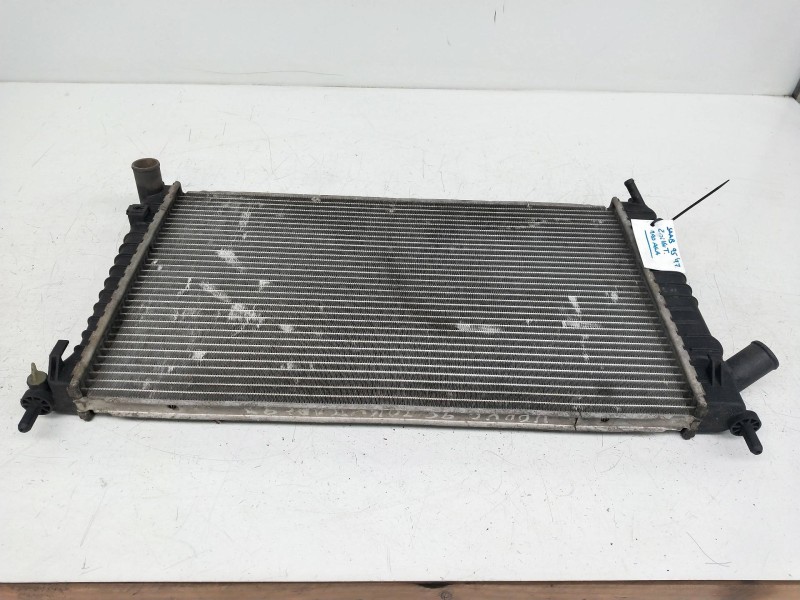 Recambio de radiador agua para saab 9-5 sedán 2.0 cat referencia OEM IAM 52466797 4575700 