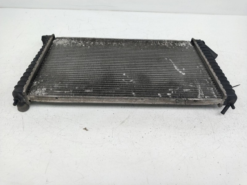 Recambio de radiador agua para saab 9-5 sedán 2.0 cat referencia OEM IAM 52466797 4575700 