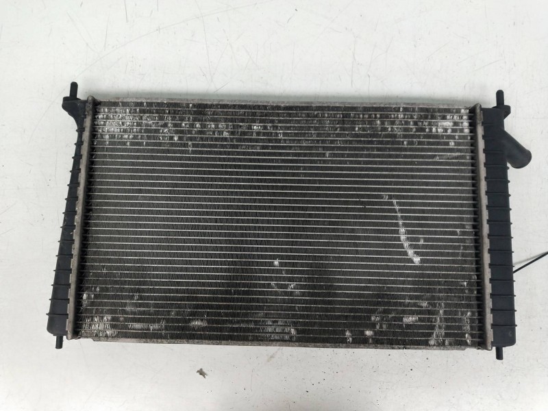 Recambio de radiador agua para saab 9-5 sedán 2.0 cat referencia OEM IAM 52466797 4575700 