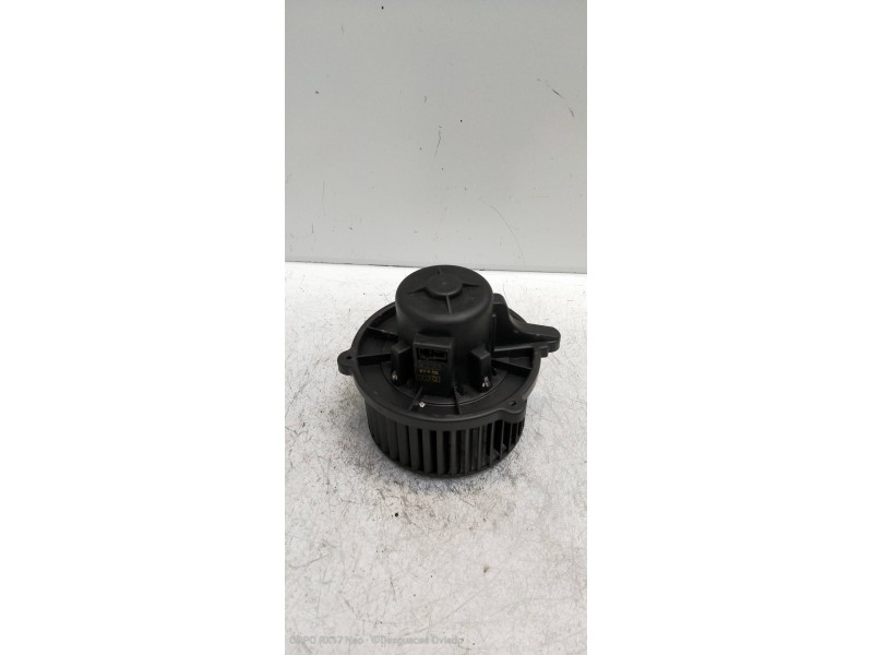 Recambio de motor calefaccion para kia rio ipanema berlina referencia OEM IAM   