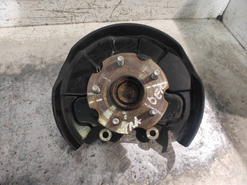 Recambio de mangueta trasera derecha para lexus nx 300h 2wd referencia OEM IAM   