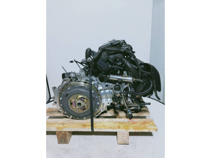 Recambio de motor completo para toyota yaris hybrid active referencia OEM IAM 1NZ 8242322 