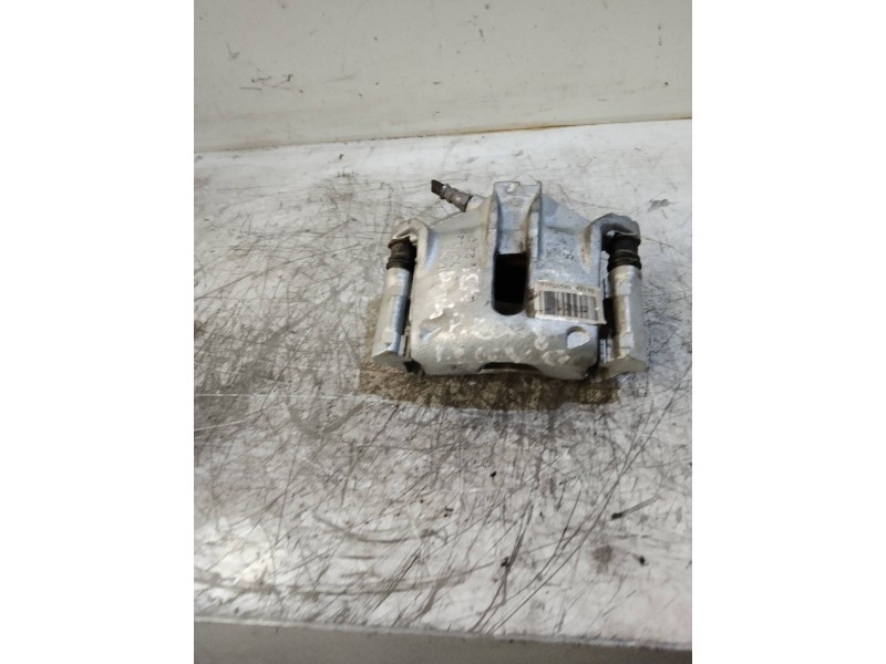 Recambio de pinza freno delantera derecha para peugeot 2008 (--.2013) 1.2 16v vti referencia OEM IAM 0204Y01132  