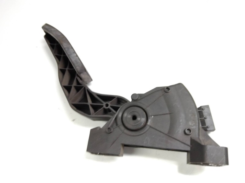 Recambio de potenciometro pedal para saab 9-3 berlina 2.2 16v tid cat referencia OEM IAM 6PV00832200 9186724 